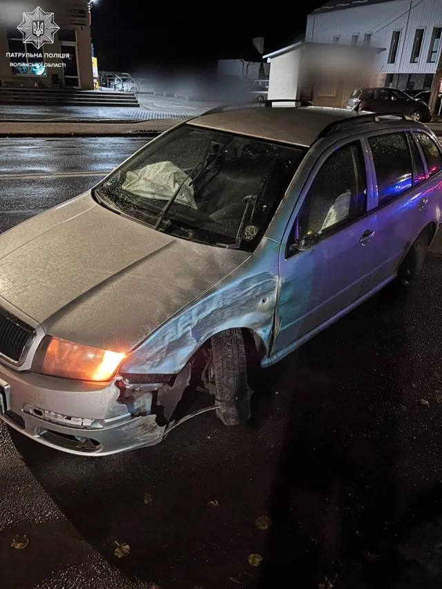 У Луцьку нетверезий водій Skoda вилетів на зустрічну смугу та врізався в Daewoo
