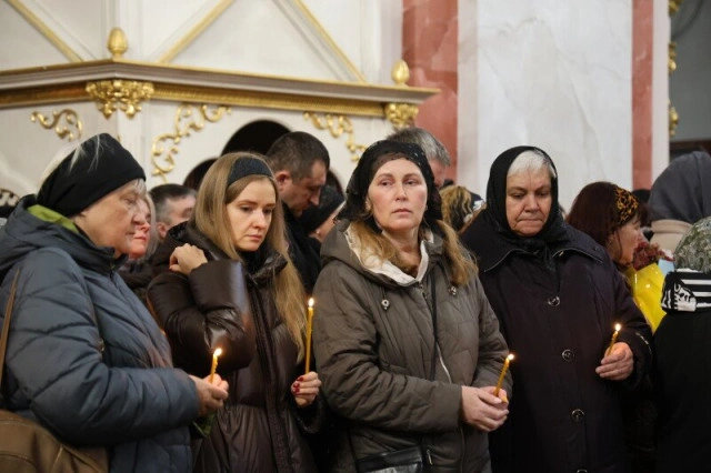 Луцьк попрощався з полеглими захисниками Ігорем Грабком та Андрієм Жуком