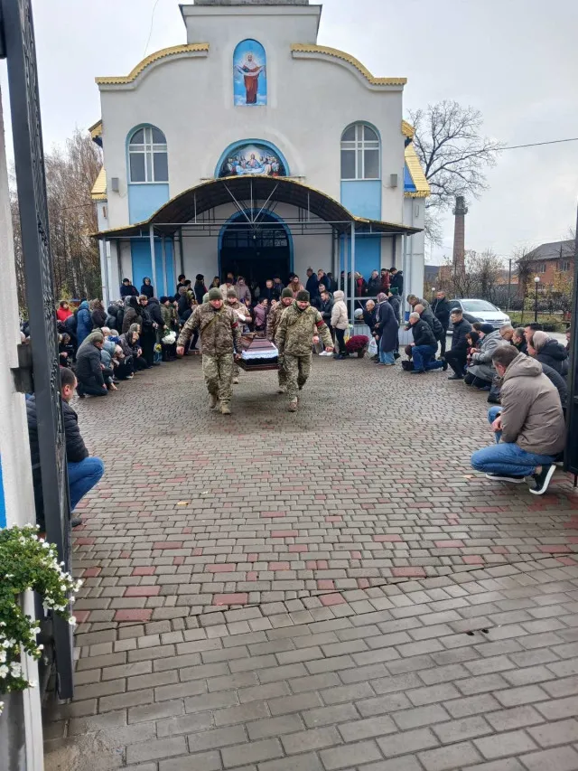 У Ківерцях попрощалися з прикордонником Володимиром Кравчуком
