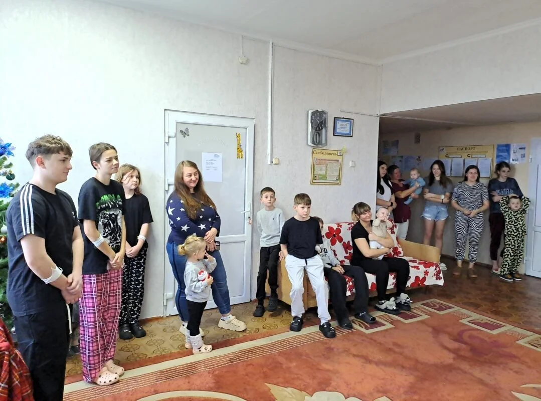 Святий Миколай завітав до лікарняних палат Ковеля