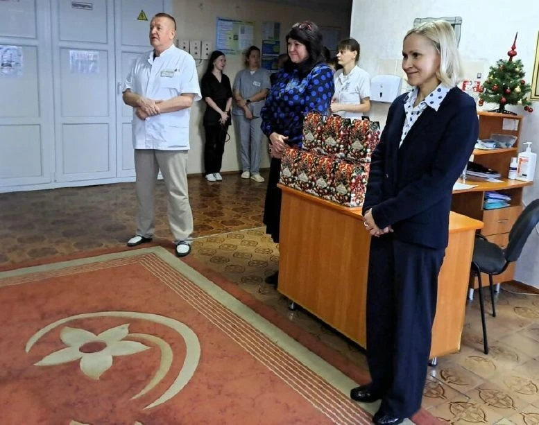 Святий Миколай завітав до лікарняних палат Ковеля