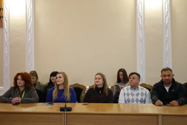 Волинських волонтерів та благодійників відзначили до їхнього професійного дня