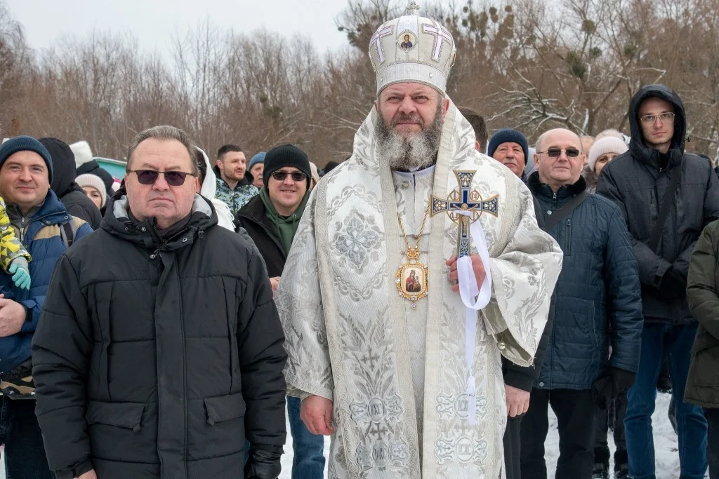Волинь відзначила Хрещення: сотні людей занурилися в святі води Стиру