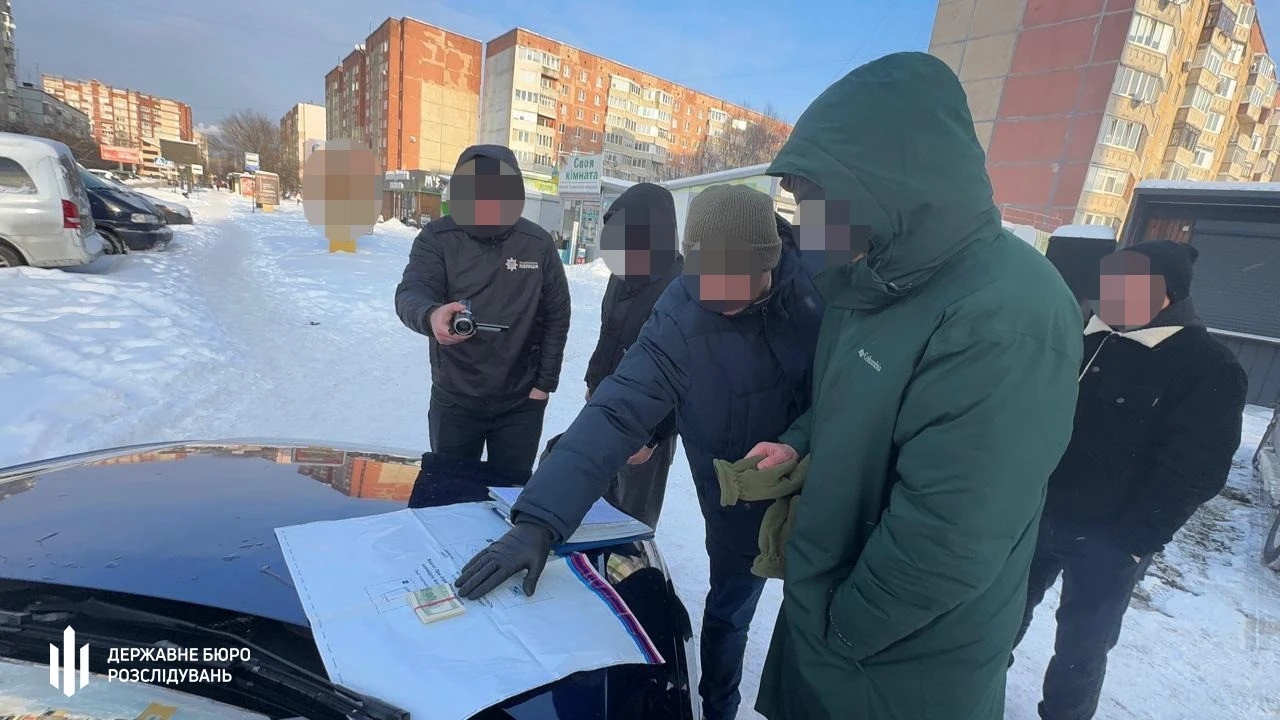 Три тисячі за «чисту історію»: на Волині затримали керівника ТЦК