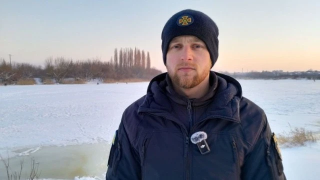 Крига, вудки і ризик: як на Стиру у Луцьку ловлять рибу взимку