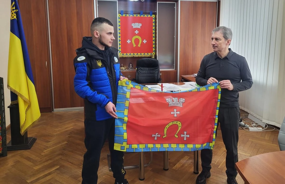 Історичний дебют: Максим Гелюта стане першим українським парагірськолижником на Іграх-2026
