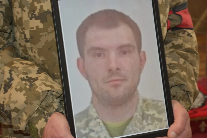 Війна забрала життя 32-річного Андрія Головченка: Луцьк попрощався з героєм