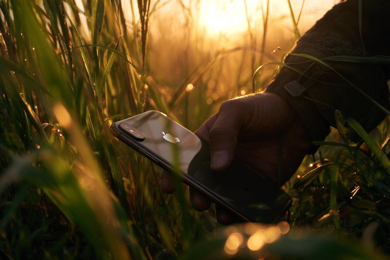 Пошук втраченого iPhone: як скористатися допомогою друга або члена сім’ї